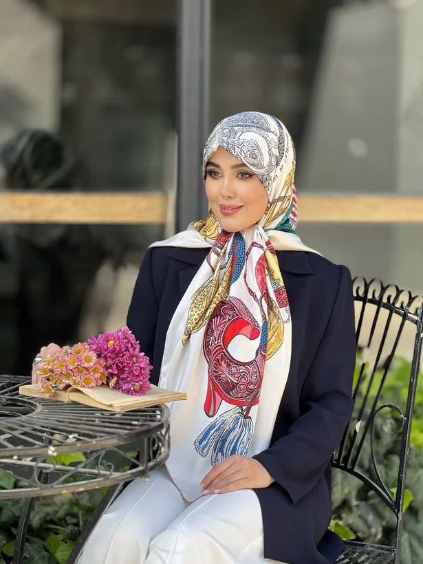 روسری ساتن ابریشم مجلسی ، قواره ۱۳۵، ارسال رایگان