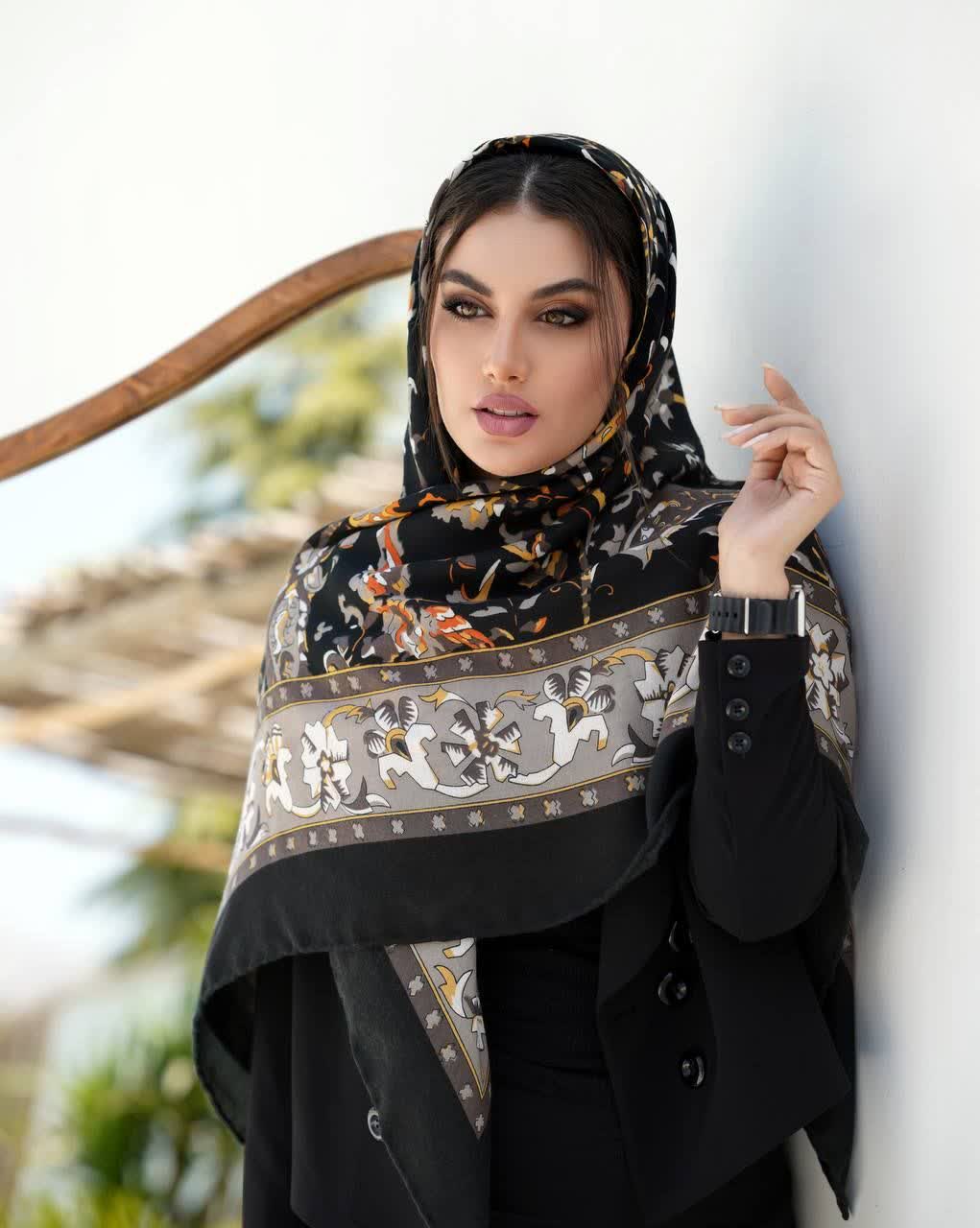 روسری سیااسکارف طرح سنتی ، قواره ۱۴۰، ارسال رایگان