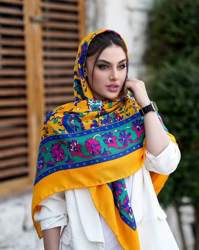 روسری سیااسکارف طرح سنتی ، قواره ۱۴۰، ارسال رایگان