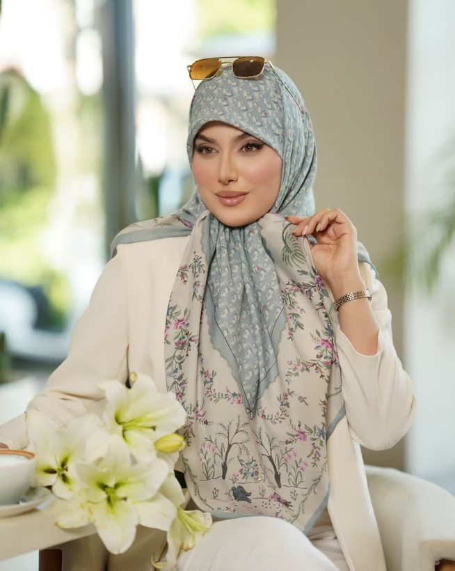 روسری وال ترک طرح Dior، قواره ۱۴۰،سبک و خنک ،ارسال رایگان