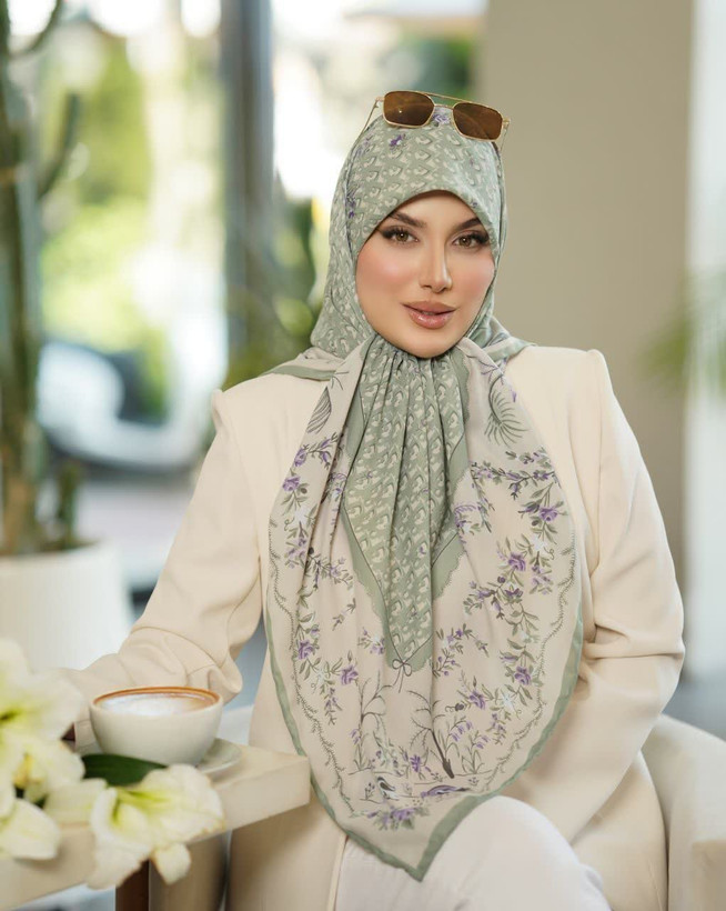 روسری وال ترک طرح Dior، قواره ۱۴۰،سبک و خنک ،ارسال رایگان
