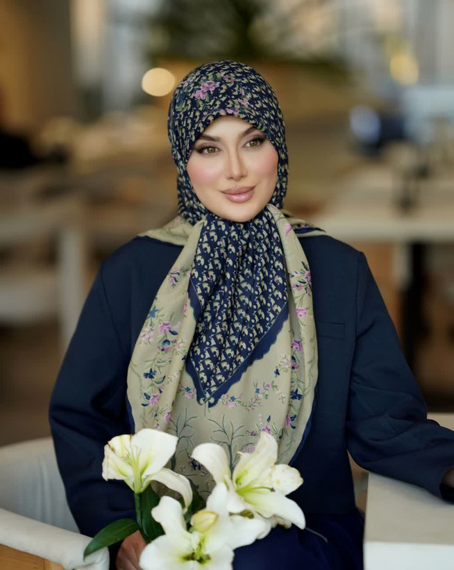روسری وال ترک طرح Dior، قواره ۱۴۰،سبک و خنک ،ارسال رایگان
