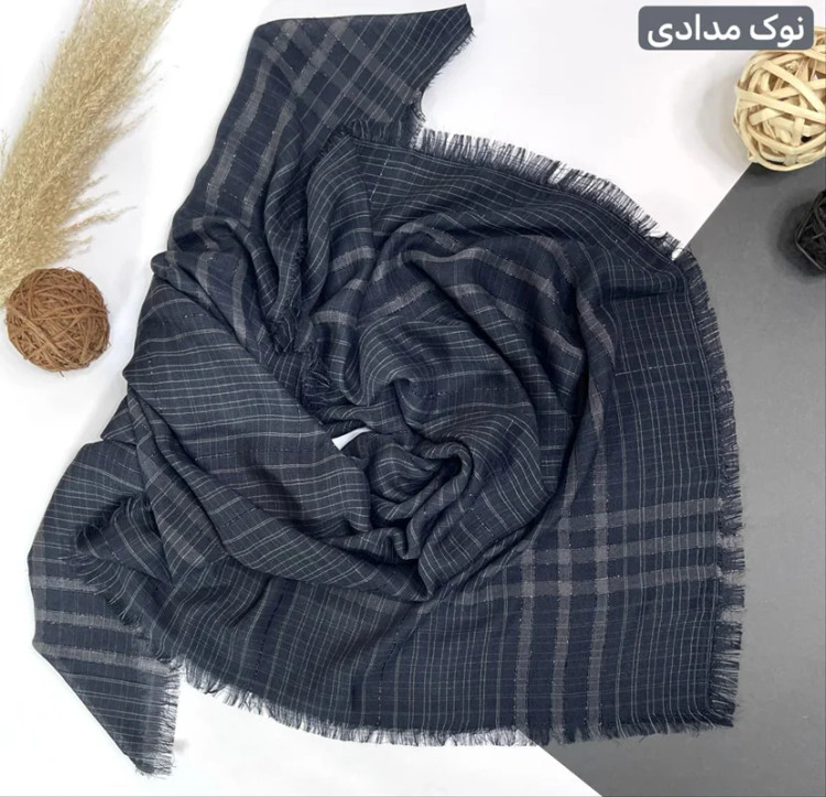 روسری نخ لینن لمه دار سه خط قواره 140 / ارسال رایگان