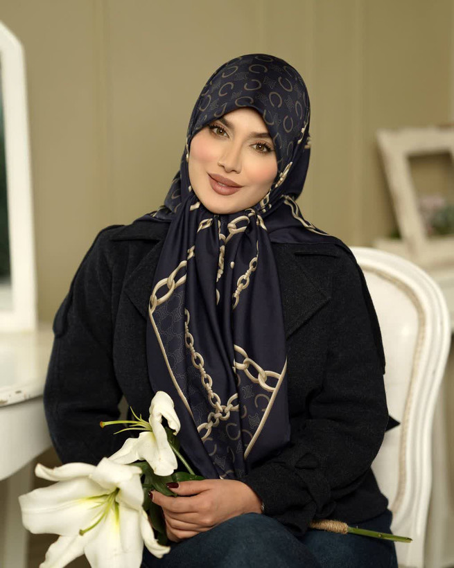 روسری ابریشم توییل قواره 135 دور دستدوز
