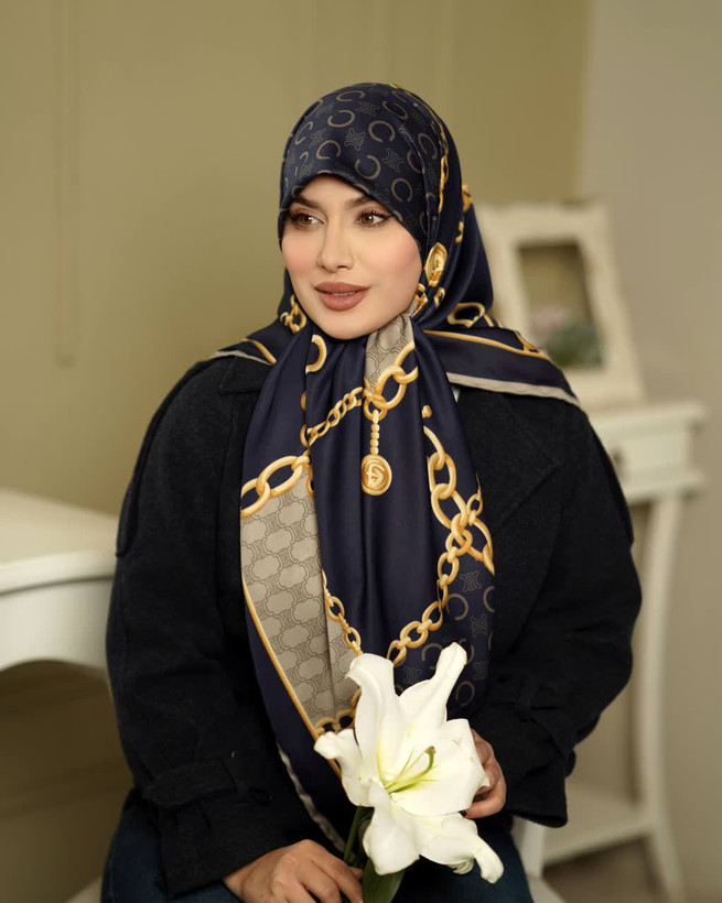 روسری ابریشم توییل قواره 135 دور دستدوز