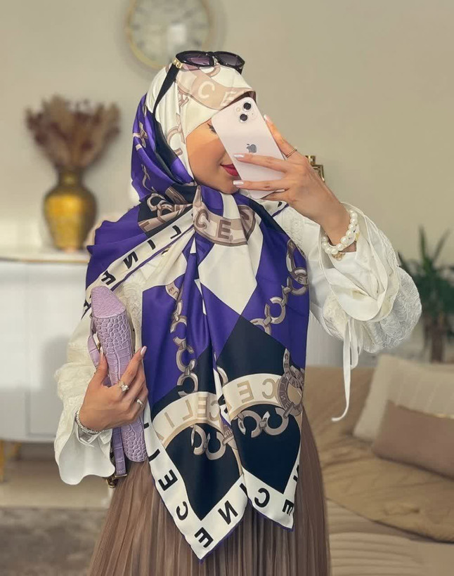 روسری ابریشم توییل طرح سلین یک قواره 135