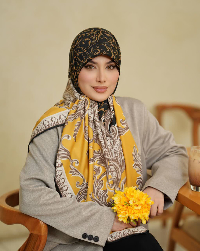 روسری مجلسی ابریشم توییل طرح اسلیمی قواره 140