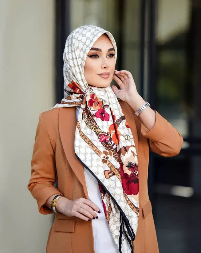 روسری مجلسی ابریشم توییل گوچی قواره 140