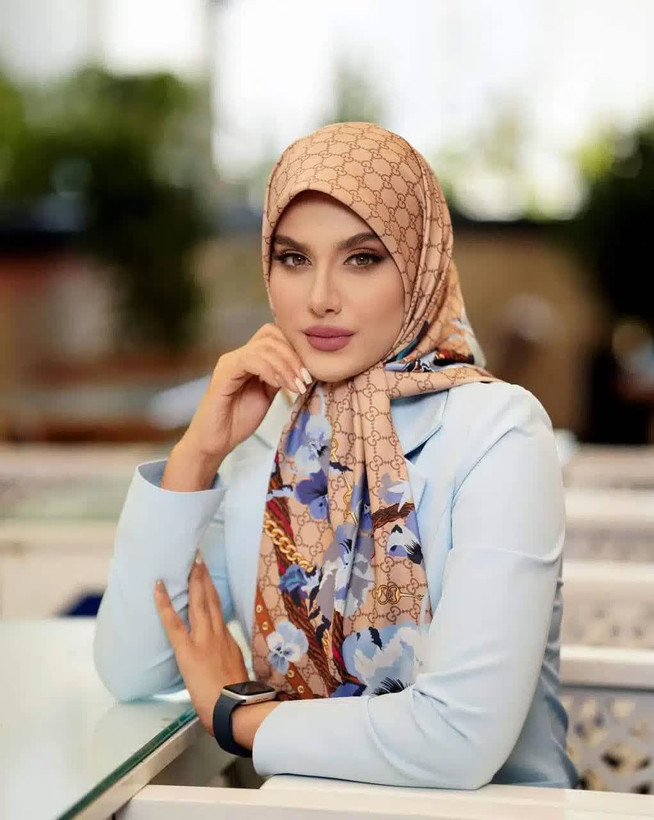روسری مجلسی ابریشم توییل گوچی قواره 140
